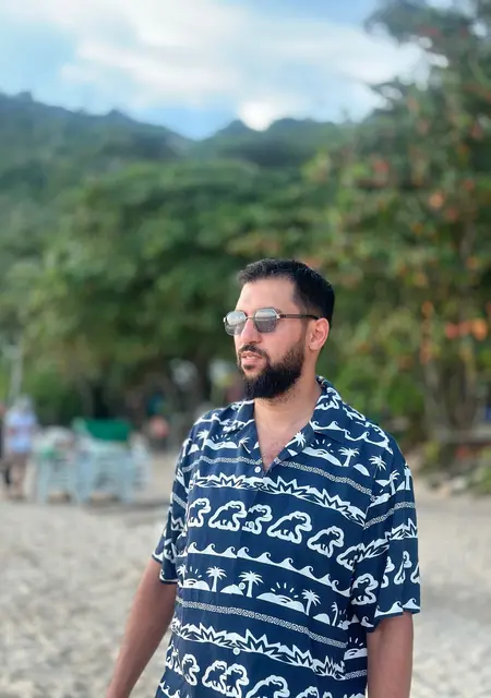 Айк из Бангкока, ищу на сайте открытые отношения