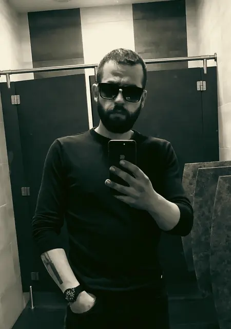 Олександр з Вінниці, шукаю на сайті знайомства на одну ніч