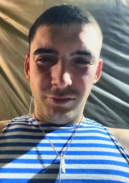 Я Юрий, 26 років з Луганська, шукаю знайомство для спілкування