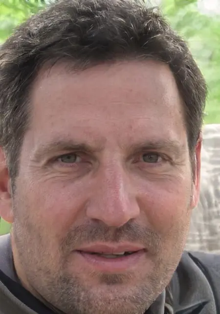 Dave Dave из Барселоны, ищу на сайте приятное времяпровождение