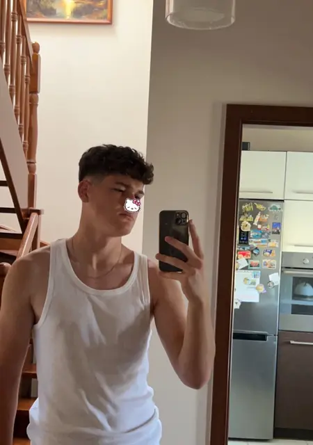 Filip из Познани, ищу на сайте знакомства на одну ночь