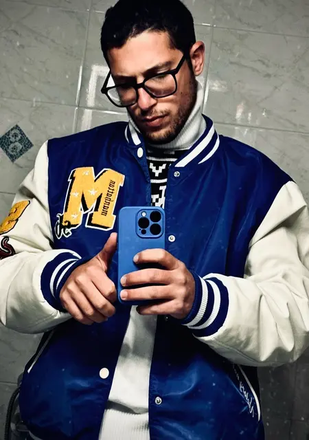 Я Raffaele, 27, знакомлюсь без обязательств в Кьяравалле