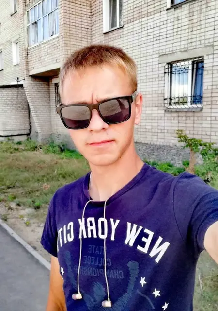 Я Александр, 28, из Павлодара, ищу знакомства без обязательств