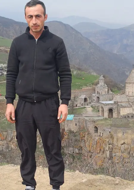 Я Artashes, 35, знакомлюсь для приятного времяпровождения в Ереване