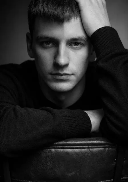 Я Евгений, 28, из Мелён, ищу знакомства без обязательств