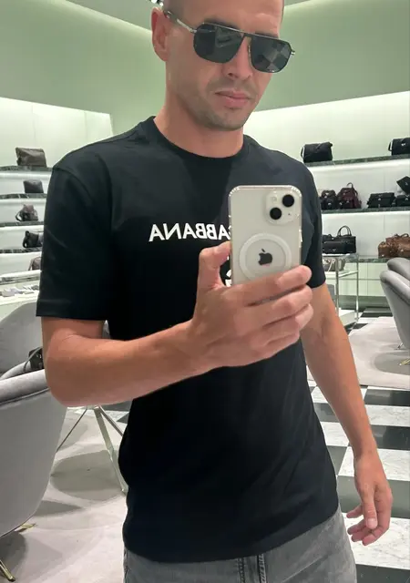 Я Dima, 31, из Бельцов, ищу знакомства на одну ночь