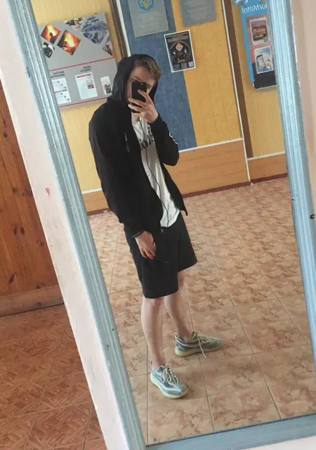 Артур з Кривого Рогу, мені 22 років, познайомлюсь для відкриті стосунки