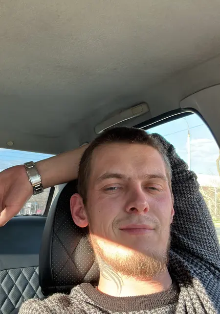 Андрей з Донецька, шукаю на сайті дружбу