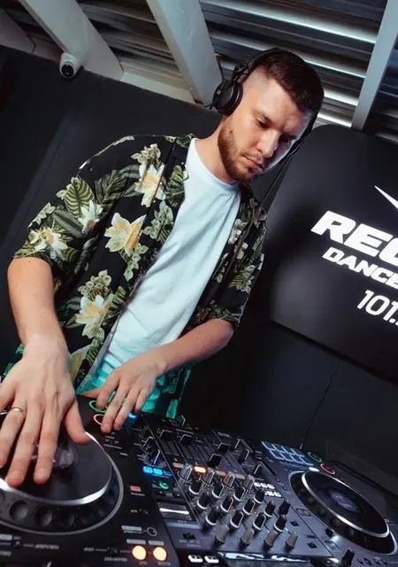 Я Алексей, 36, знакомлюсь на одну ночь в Риге