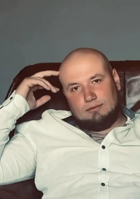 Я Maksym, 30, знакомлюсь для открытые отношения в Черкассах