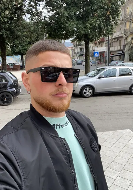 Mattia из Рима, мне 29, познакомлюсь без обязательств