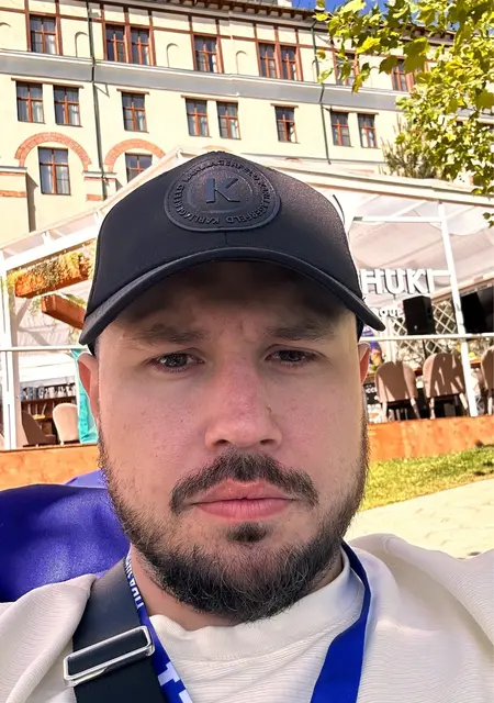 Я Антон, 30, из Луганска, ищу знакомство для общения