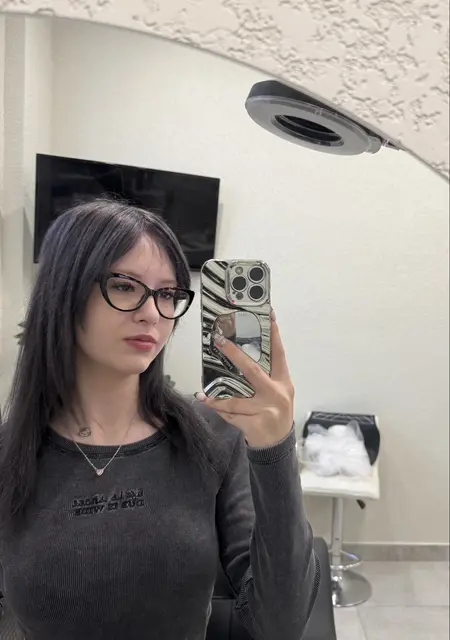 Я Аня, 21, знакомлюсь на одну ночь в Любляне