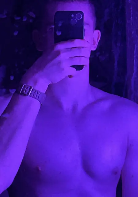 Я Mykhailo, 20, знакомлюсь на одну ночь в Днепре