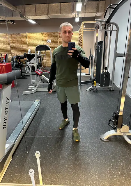 Григорий из Бангкока, мне 35, познакомлюсь для постоянных отношений