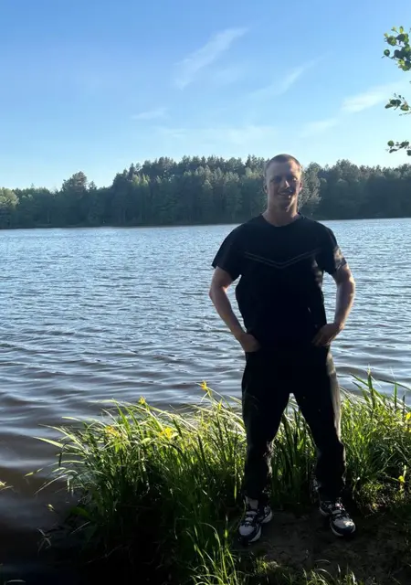 Vlad из Минска, ищу на сайте знакомства на одну ночь