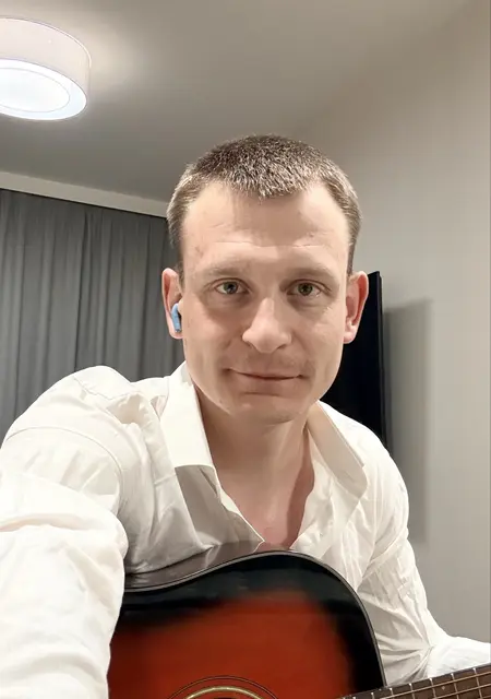 Игорь из Парижа, мне 31, познакомлюсь для совместных путешествий