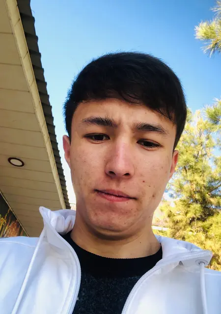 Akbar из Ташкента, мне 23, познакомлюсь для открытые отношения