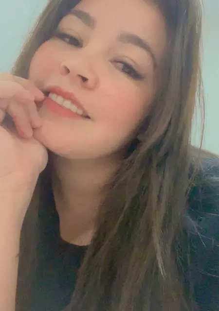 Laura из Сантьяго-де-компостевшей, мне 30, познакомлюсь на одну ночь