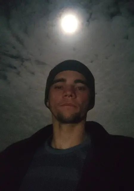 Олег Букатюк з Надвірна, шукаю на сайті відкриті стосунки