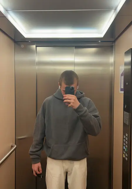 Я Дариан, 19, знакомлюсь для дружбы в Риге