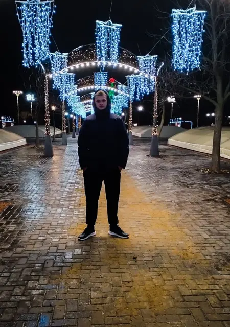Я Ivan, 25, из Тирасполя, ищу знакомства на одну ночь