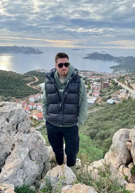 Andry из Пхукета, ищу на сайте общение