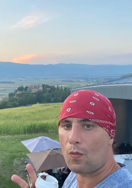 Iaroslav из Цюриха, ищу на сайте знакомства на одну ночь