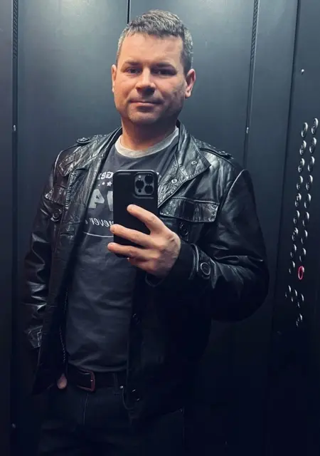 Soy Dmitry, 45 años, conociéndome para relación a largo plazo en Málaga