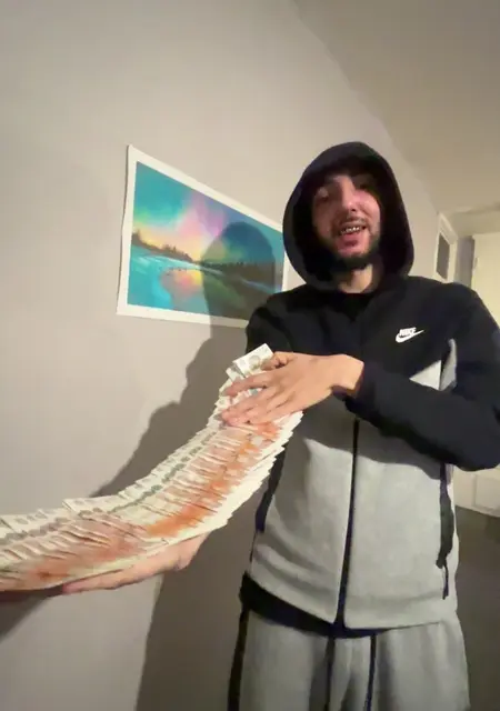 Я Sami, 24, знакомлюсь без обязательств в Уэймут