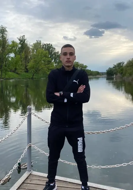 Я Ярик, 20, знакомлюсь для приятного времяпровождения в Кривом Роге
