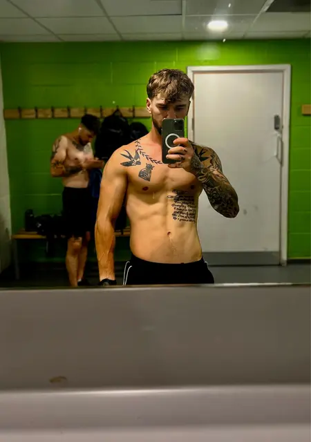 I'm Nicu, 27, looking to meet for friendship in Bristol