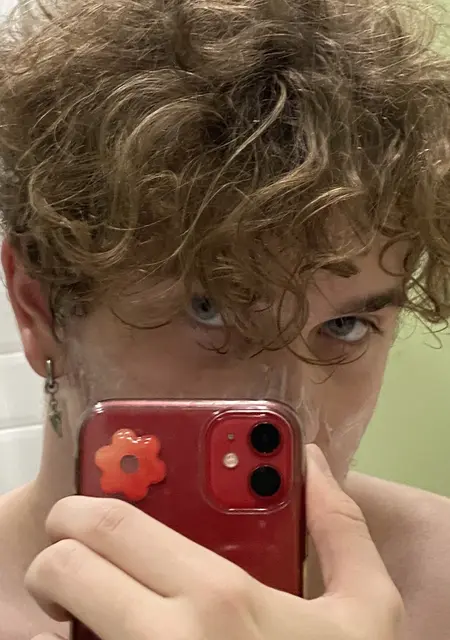 Пётр из Вены, ищу на сайте знакомства без обязательств