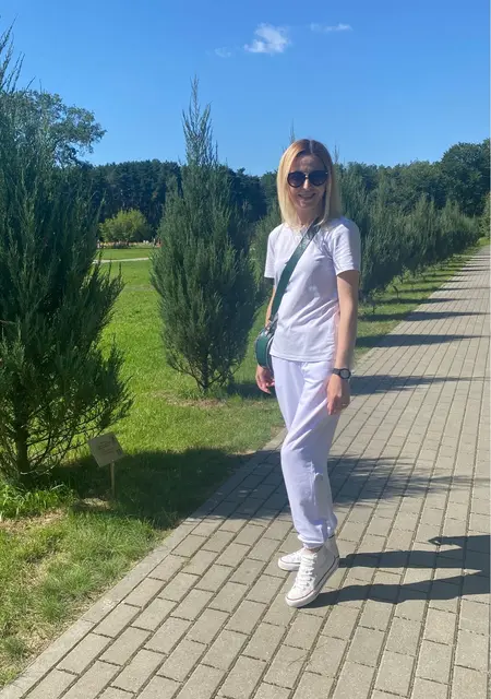 Я Ольга, 44, знакомлюсь для дружбы в Минске