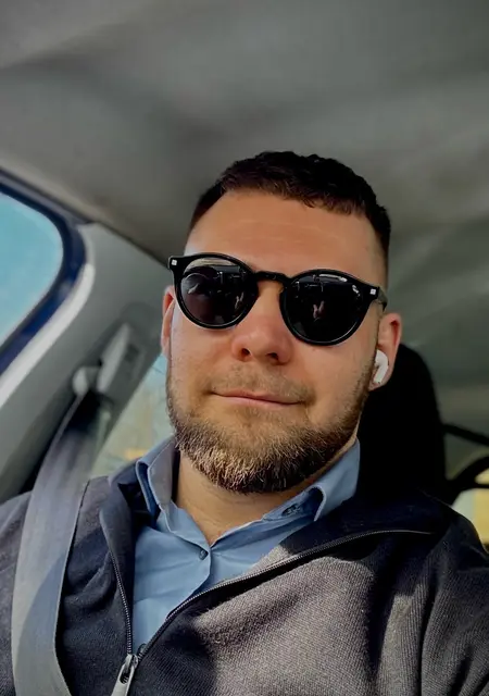 Oleksandr из Николаева, ищу на сайте приятное времяпровождение