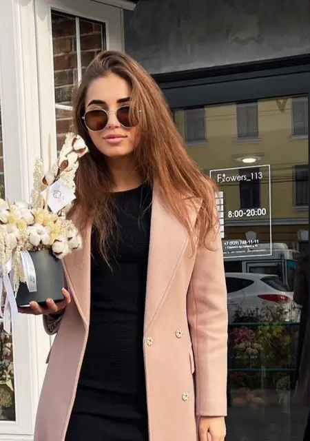 Katya из Парижа, мне 29, познакомлюсь для общения