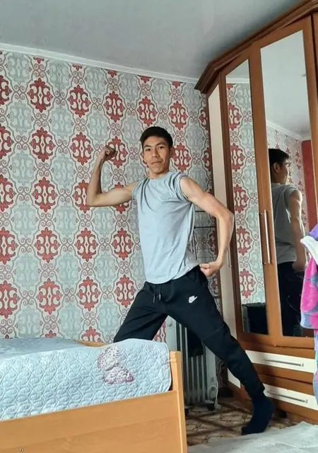 Я Ерасыл, 20, знакомлюсь без обязательств в Алматы