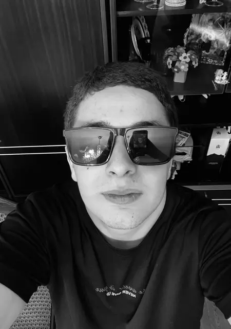 Tornike из Еревана, ищу на сайте приятное времяпровождение