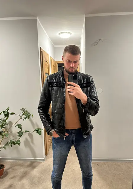 Kolia из Гумполец, мне 25, познакомлюсь без обязательств