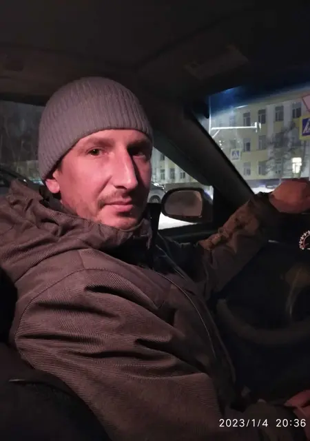 Я Гарик, 45, знакомлюсь для общения в Дебальцеве