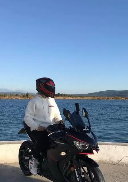 Brahim Mert из Анкары, мне 28, познакомлюсь для постоянных отношений