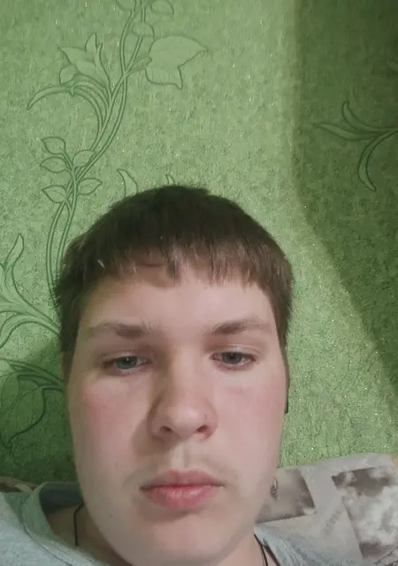 Вася з Макіївки, шукаю на сайті вірт