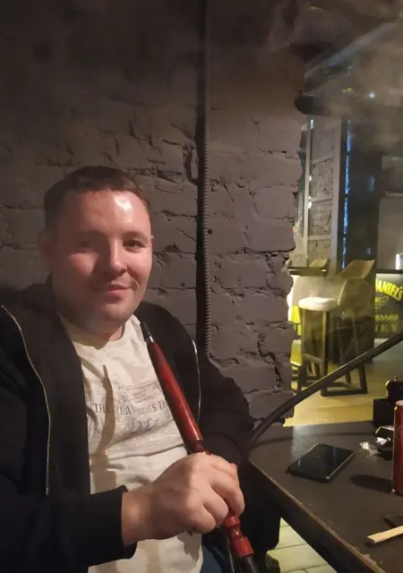 Oleksii з Харкова, мені 31 років, познайомлюсь для відкриті стосунки