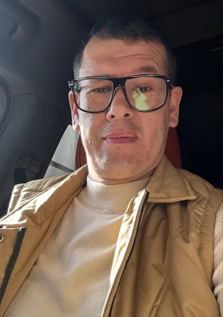 Timur из Аберистуит, ищу на сайте постоянные отношения