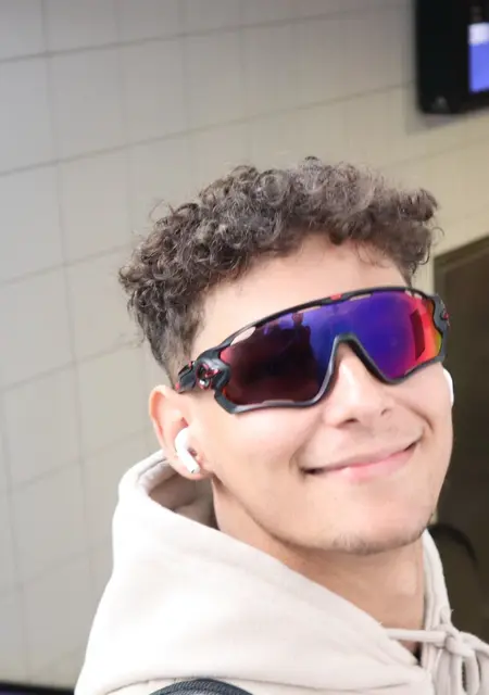 Christop Lucan из Брно, мне 19, познакомлюсь без обязательств