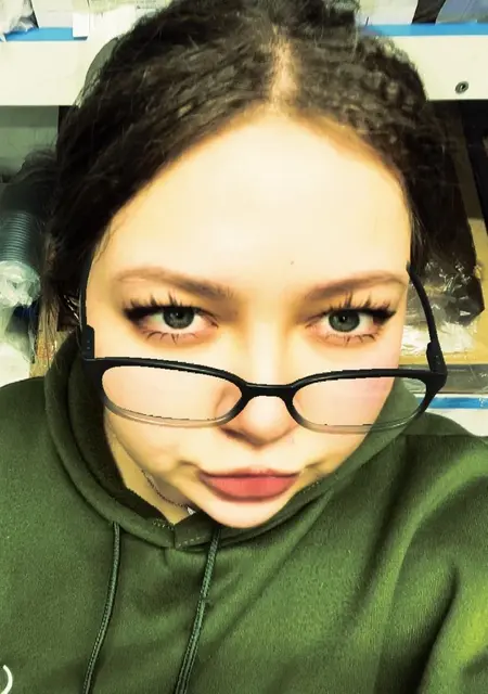 Я Эльмира, 21, знакомлюсь для общения в Астане