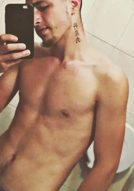 Sergy de Madrid, tengo 23 años, listo para conocer para relación a largo plazo