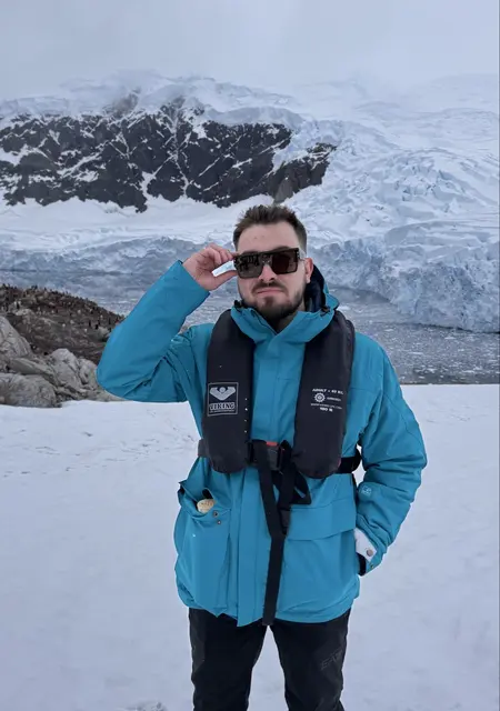 Тимур из Анталии, мне 28, познакомлюсь для постоянных отношений