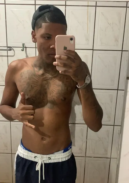 Я Kaua, 20, из Рибейран-Прету, ищу знакомство для постоянных отношений