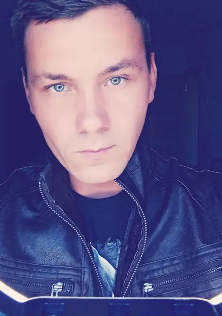 Майлз из Новополоцка, мне 33, познакомлюсь на одну ночь